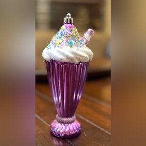 PINK MILKSHAKE ORNAMENT